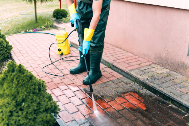 Why Choose Our Certified Pressure Washing Experts for Your Project Needs in Oroville East, CA?